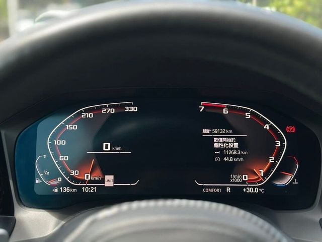 BMW寶馬 330I  第5張相片