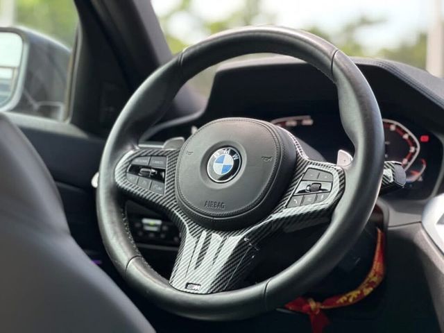 BMW寶馬 330I  第17張相片