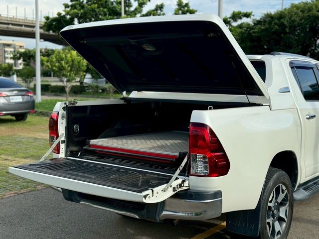 TOYOTA豐田 HILUX  第7張相片