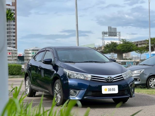 TOYOTA豐田 ALTIS  第1張相片