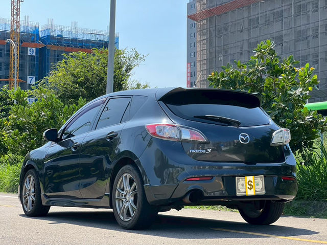 MAZDA馬自達 MAZDA 3  第8張相片
