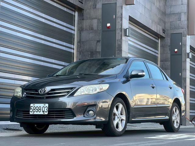 TOYOTA豐田 ALTIS  第1張相片