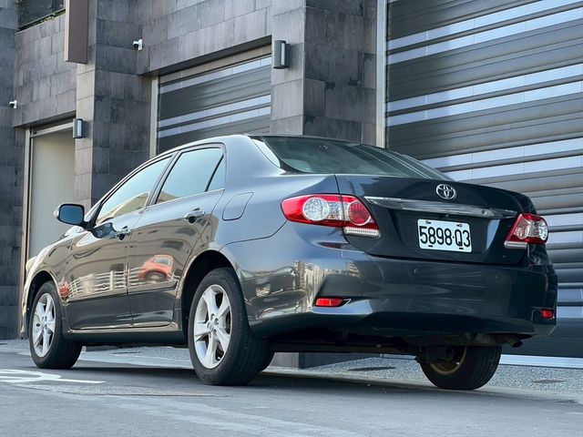 TOYOTA豐田 ALTIS  第2張相片