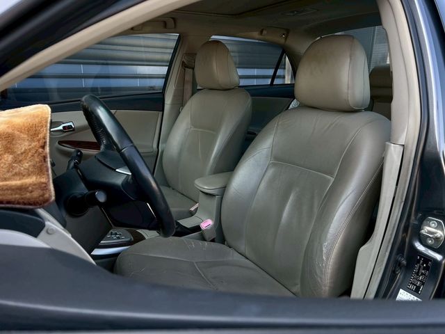 TOYOTA豐田 ALTIS  第5張相片