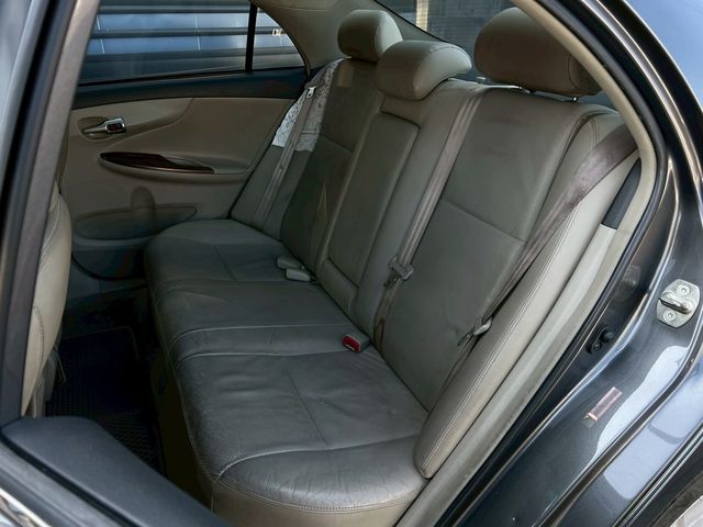 TOYOTA豐田 ALTIS  第6張相片