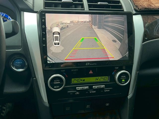 TOYOTA豐田 CAMRY HYBRID  第5張相片