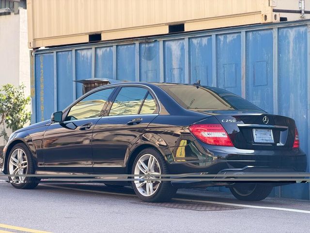 M-BENZ賓士 C250  第7張相片