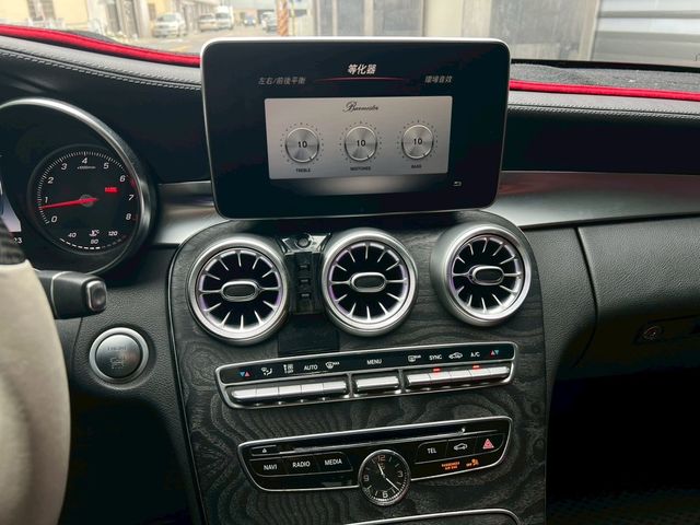 M-BENZ賓士 C300  第3張相片