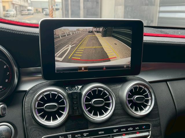 M-BENZ賓士 C300  第4張相片