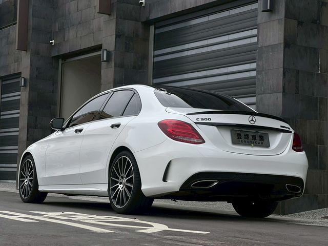 M-BENZ賓士 C300  第8張相片