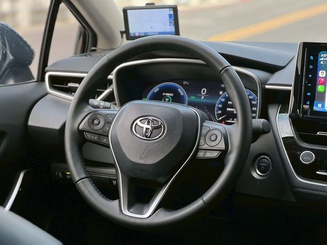 TOYOTA豐田 COROLLA ALTIS HYBRID  第3張相片