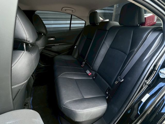 TOYOTA豐田 COROLLA ALTIS HYBRID  第5張相片