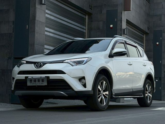 TOYOTA豐田 RAV4  第1張相片
