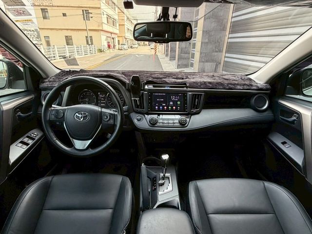 TOYOTA豐田 RAV4  第4張相片