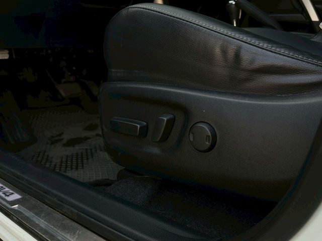 TOYOTA豐田 RAV4  第7張相片