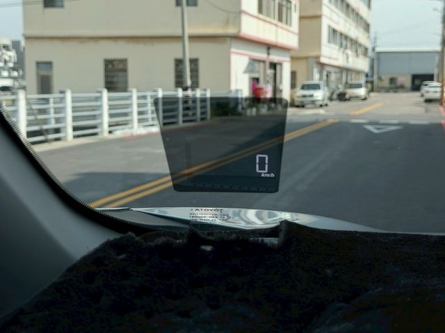 TOYOTA豐田 RAV4  第8張相片