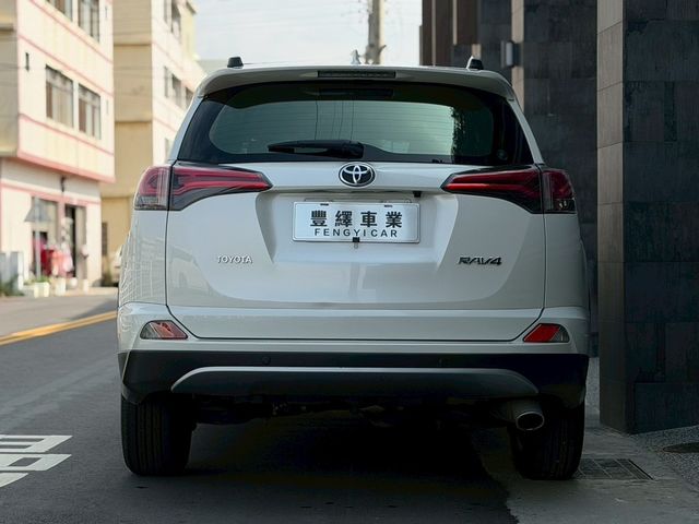 TOYOTA豐田 RAV4  第16張相片