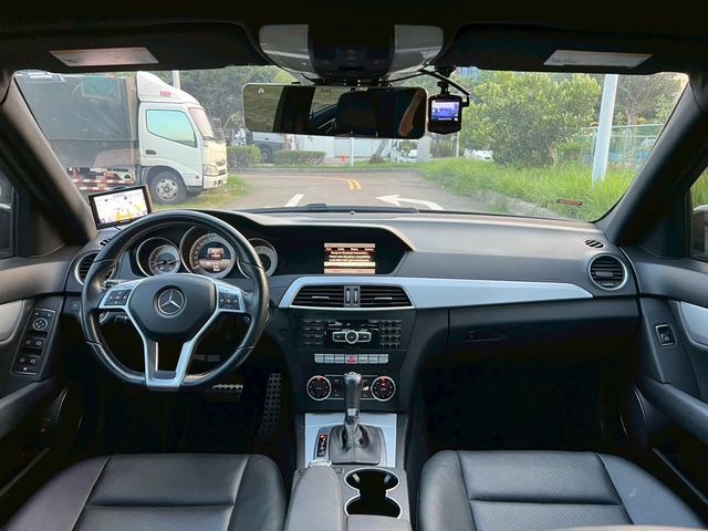 M-BENZ賓士 C250  第11張相片