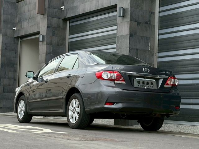 TOYOTA豐田 ALTIS  第2張相片