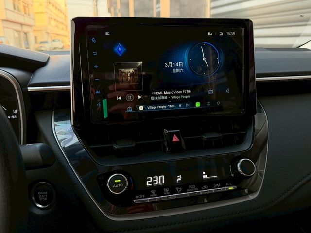 TOYOTA豐田 ALTIS  第4張相片