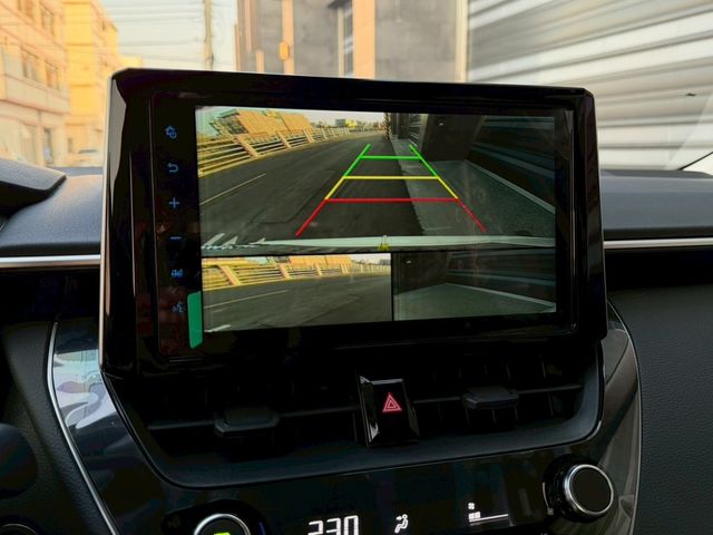 TOYOTA豐田 ALTIS  第5張相片