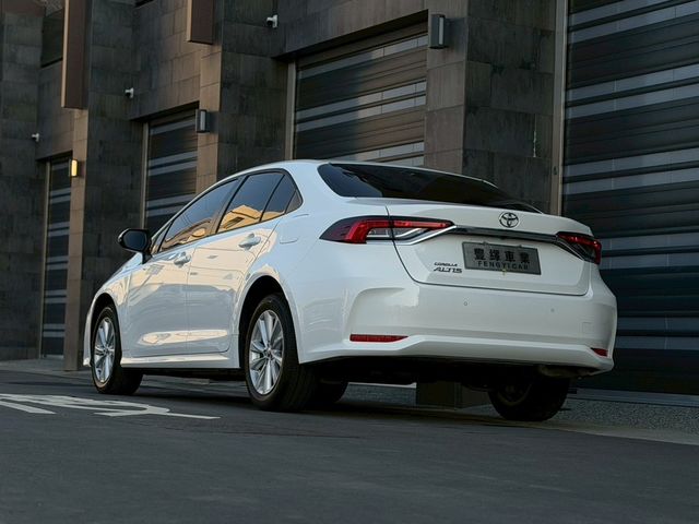 TOYOTA豐田 ALTIS  第9張相片