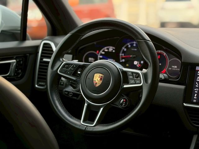 PORSCHE保時捷 CAYENNE  第3張相片