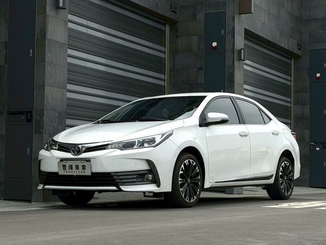 TOYOTA豐田 ALTIS  第1張相片