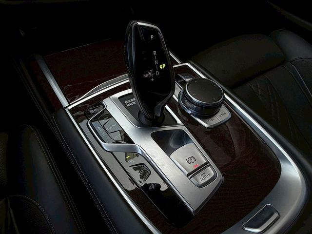 BMW寶馬 740LI LUXURY  第8張相片