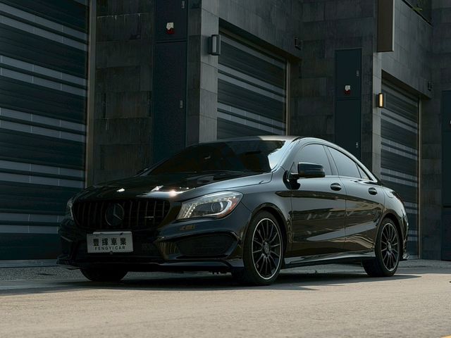 M-BENZ賓士 CLA250  第1張相片