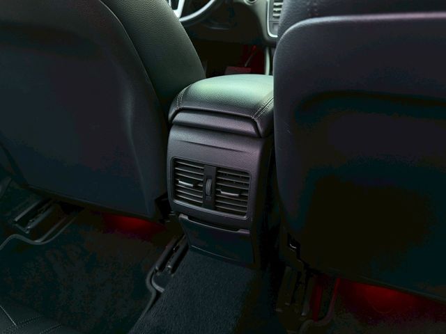 M-BENZ賓士 CLA250  第12張相片