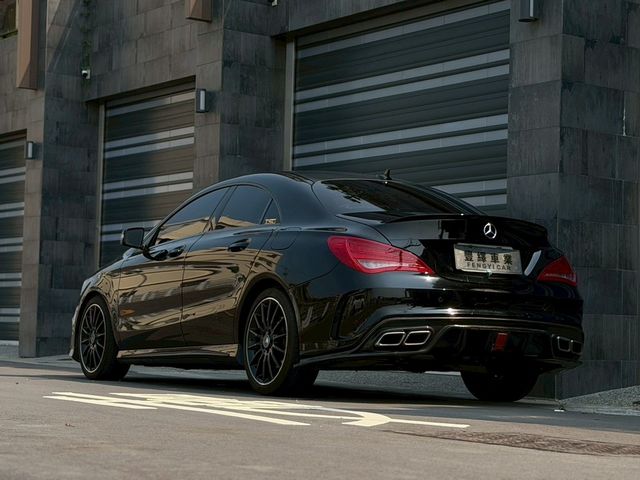 M-BENZ賓士 CLA250  第13張相片