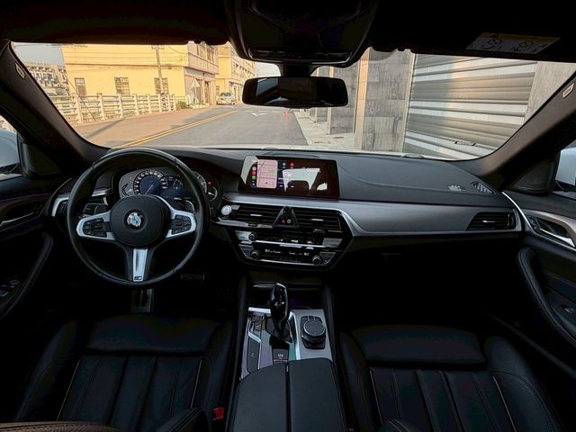 BMW寶馬 520I  第2張相片