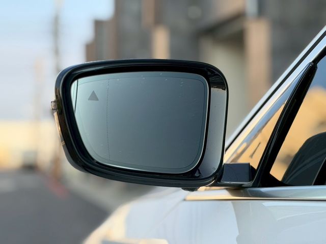 BMW寶馬 520I  第6張相片