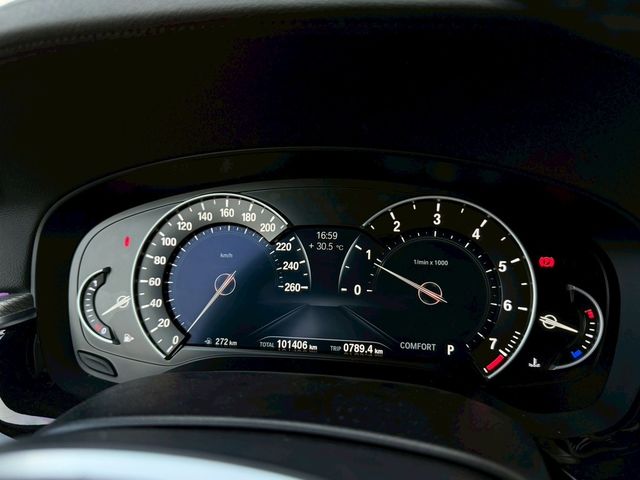 BMW寶馬 520I  第8張相片