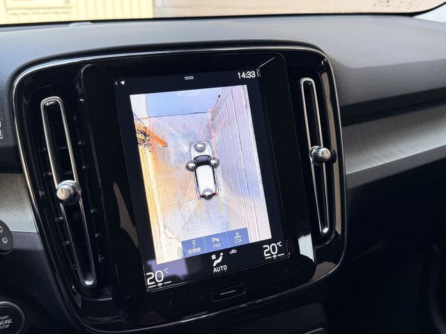 VOLVO富豪 XC40  第6張相片