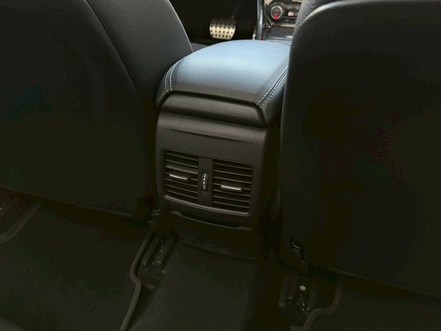 M-BENZ賓士 GLA250  第9張相片