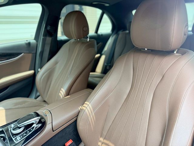 M-BENZ賓士 E300  第6張相片