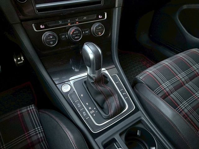 VOLKSWAGEN福斯 GOLF GTI  第12張相片