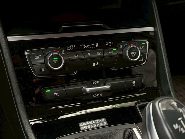 BMW寶馬 218D  第12張相片