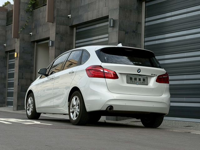 BMW寶馬 218D  第14張相片