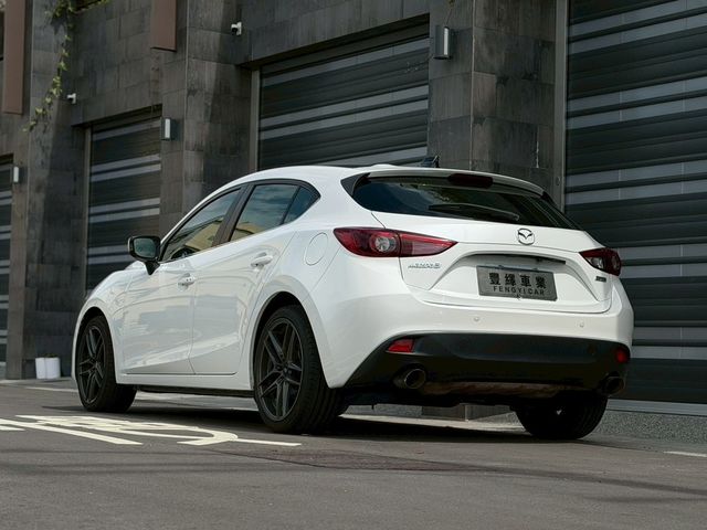 MAZDA馬自達 MAZDA 3  第2張相片