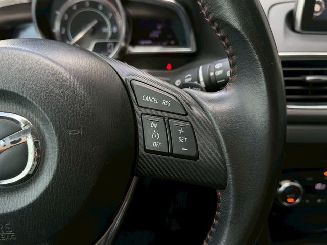 MAZDA馬自達 MAZDA 3  第9張相片