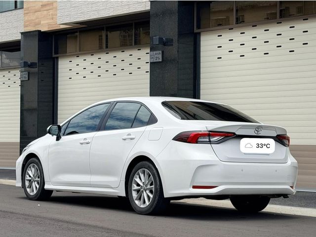 TOYOTA豐田 ALTIS  第2張相片