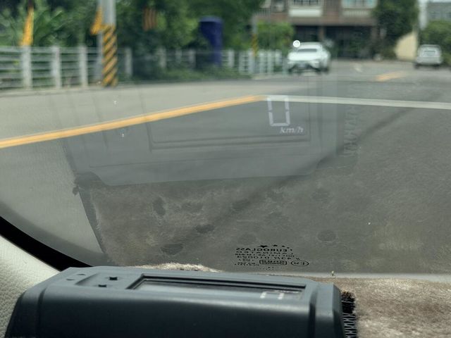 TOYOTA豐田 ALTIS  第3張相片