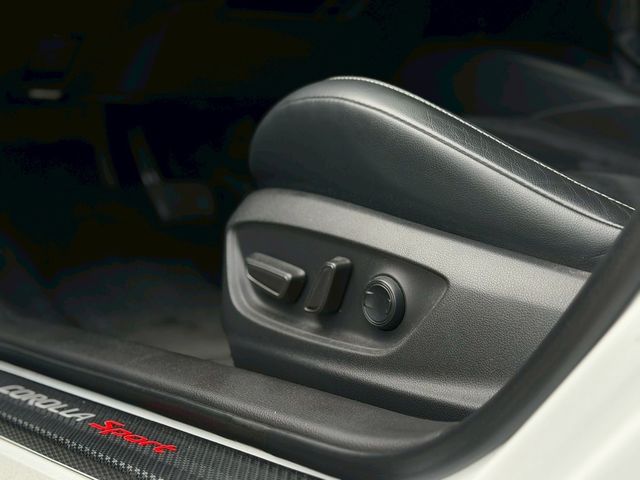 TOYOTA豐田 AURIS  第6張相片