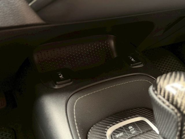 TOYOTA豐田 AURIS  第13張相片