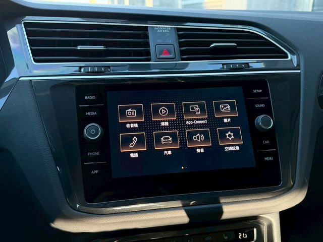VOLKSWAGEN福斯 TIGUAN  第10張相片