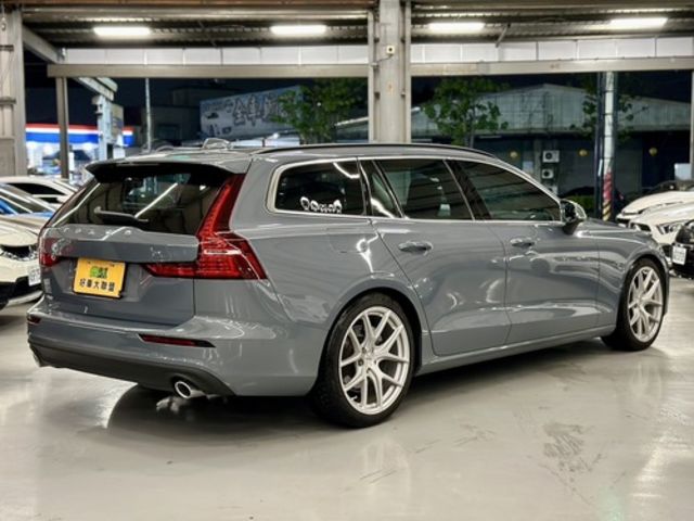 VOLVO富豪 V60  第5張相片