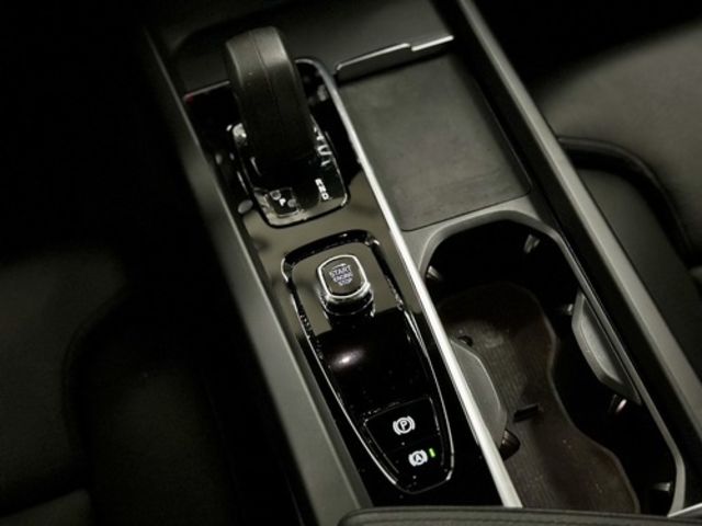 VOLVO富豪 V60  第12張相片